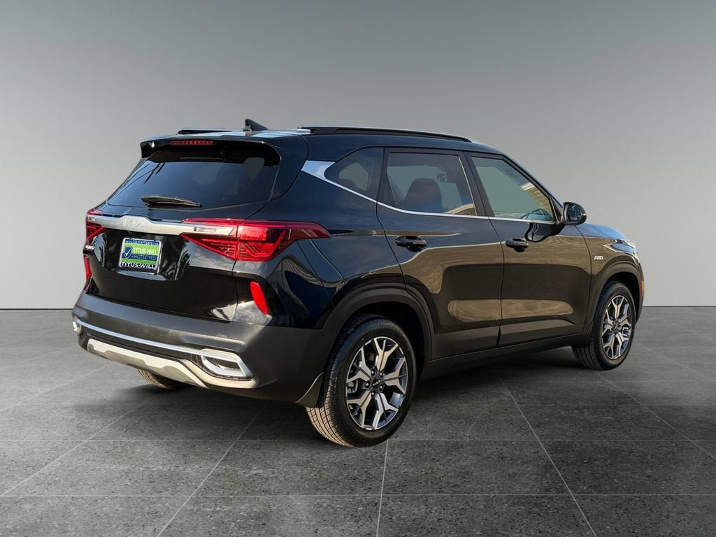 Used 2022 Kia Seltos EX AWD/4WD image 9
