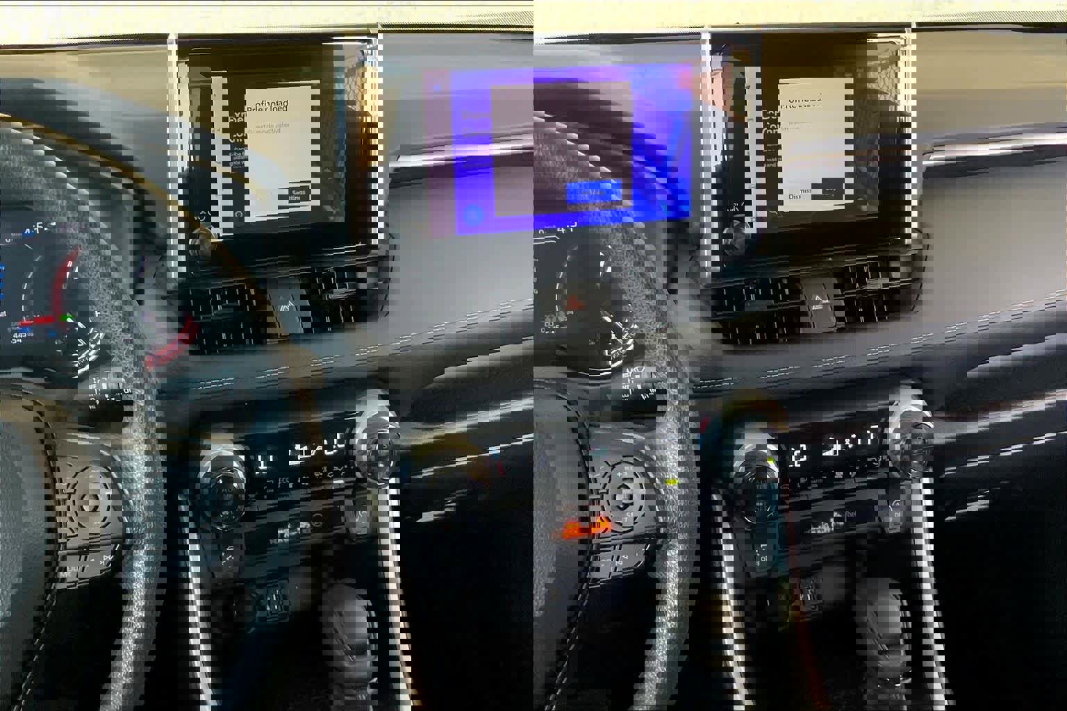 Used 2023 Toyota RAV4 XLE image 6