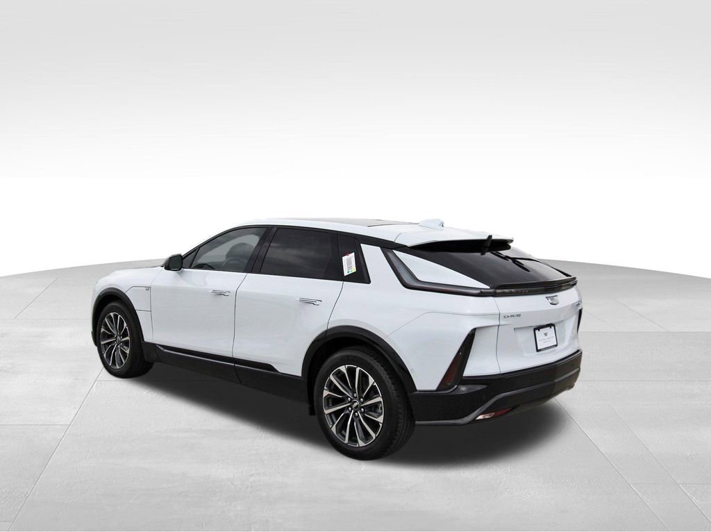 New 2026 Cadillac Lyriq Sport video 3