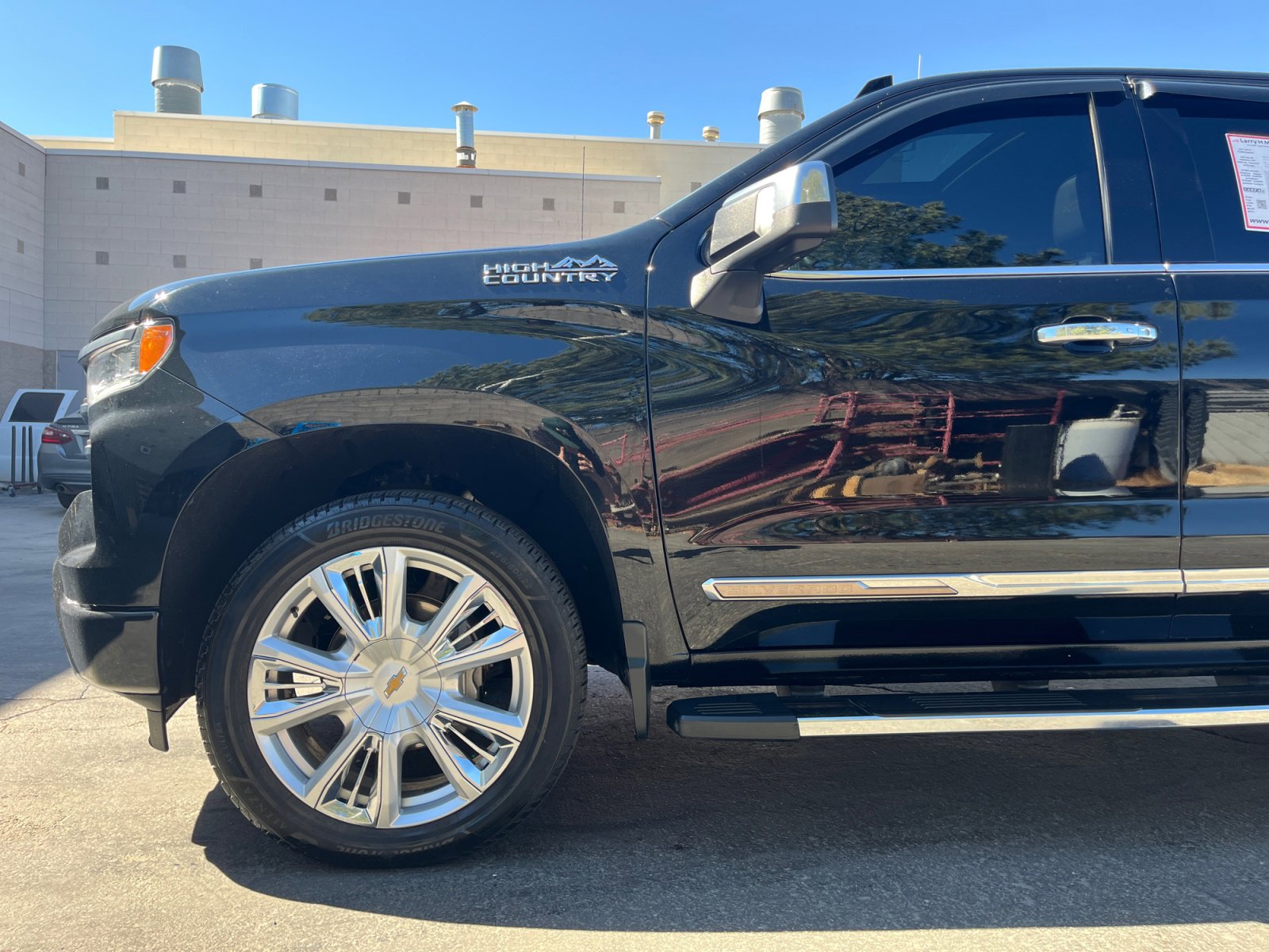 Used 2022 Chevrolet Silverado 1500 High Country w/ High Country Premium Package image 9