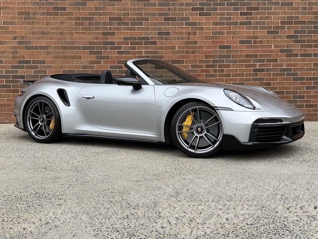 Used 2022 Porsche 911 Turbo S image 9