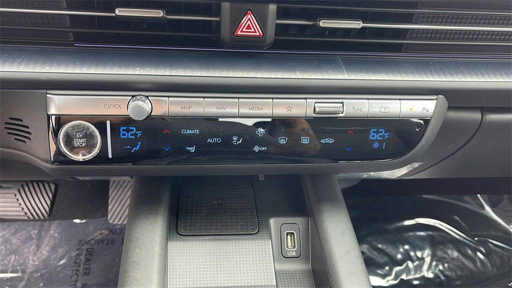 New 2025 Hyundai Ioniq 6 SEL image 16