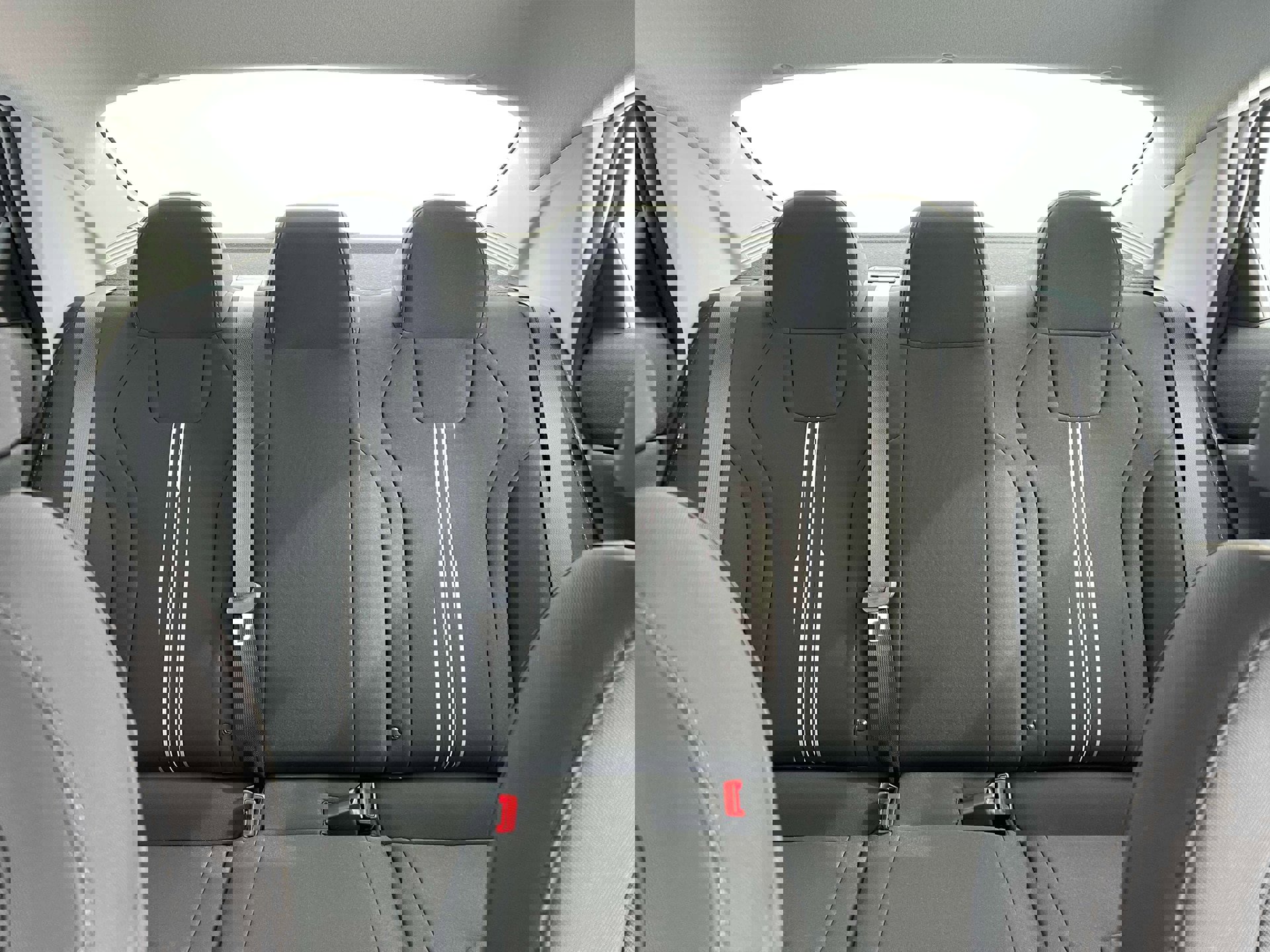 New 2025 Hyundai Elantra Blue image 16