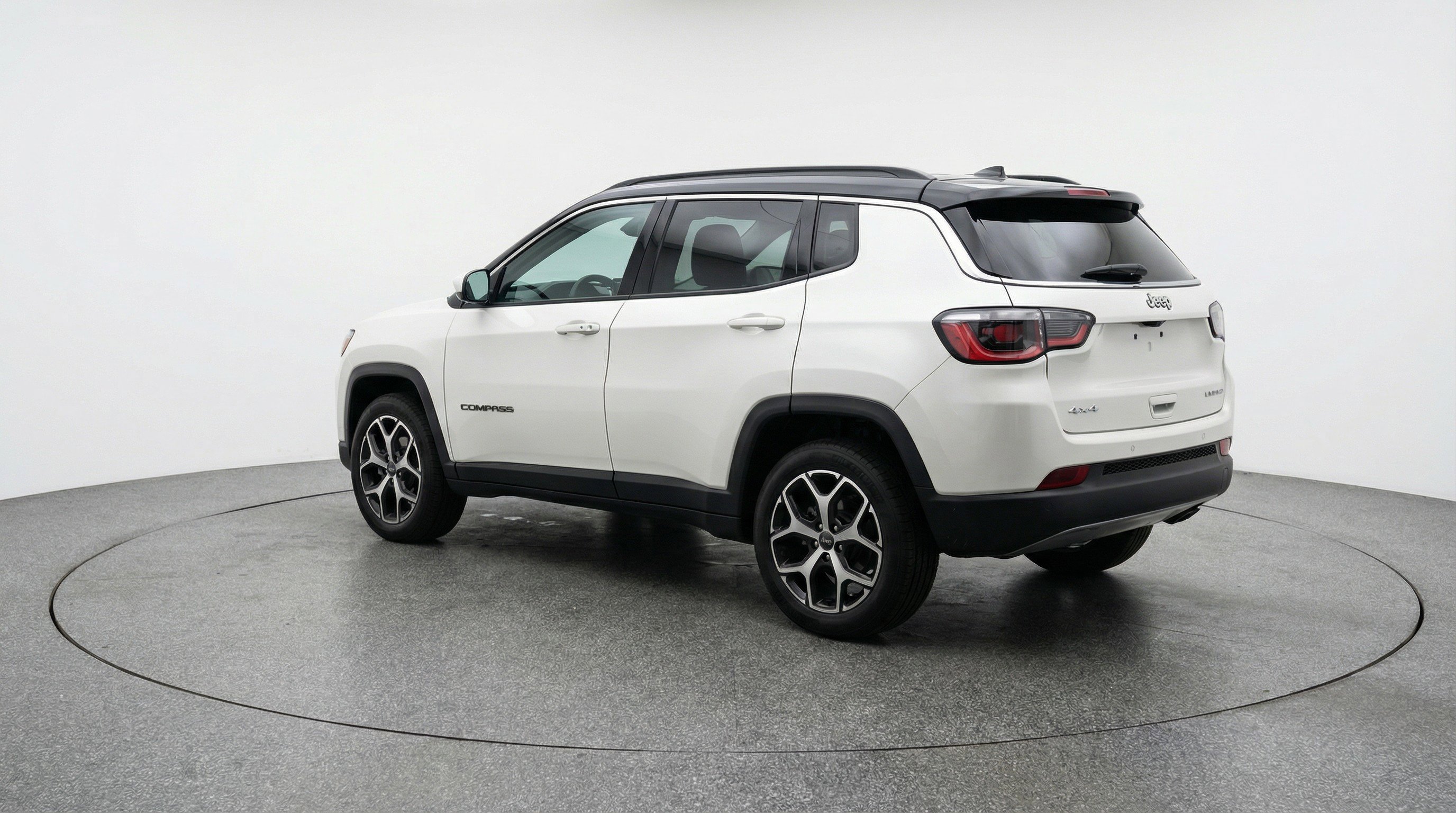 Used 2025 Jeep Compass Limited AWD/4WD image 6
