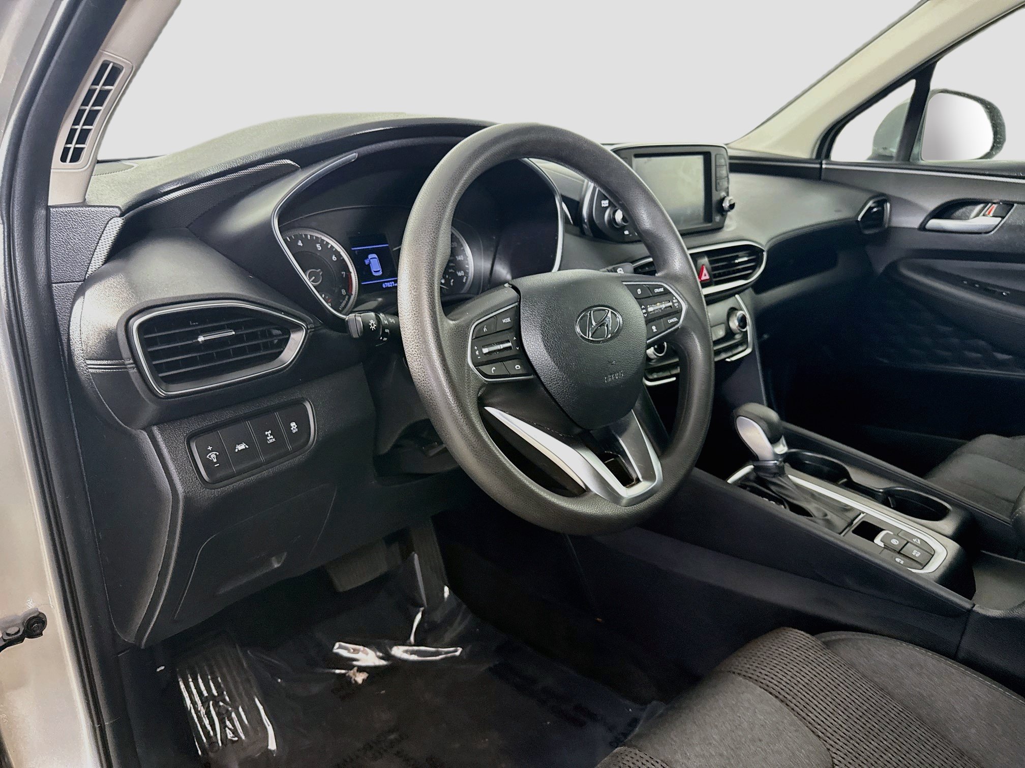 Used 2020 Hyundai Santa Fe SE AWD/4WD image 23