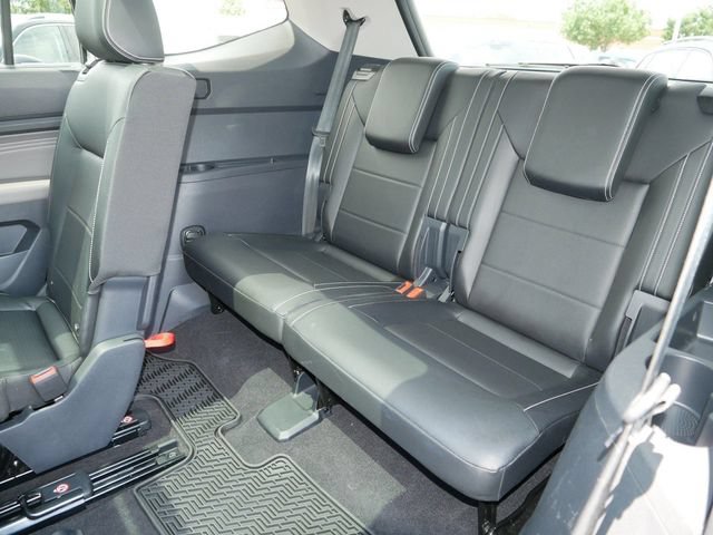 Certified 2023 Volkswagen Atlas SEL AWD/4WD image 17