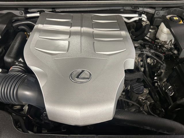 Used 2023 Lexus GX 460 Luxury w/ Sport Design Package AWD/4WD image 19