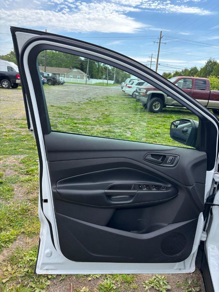 Used 2019 Ford Escape S FWD image 20