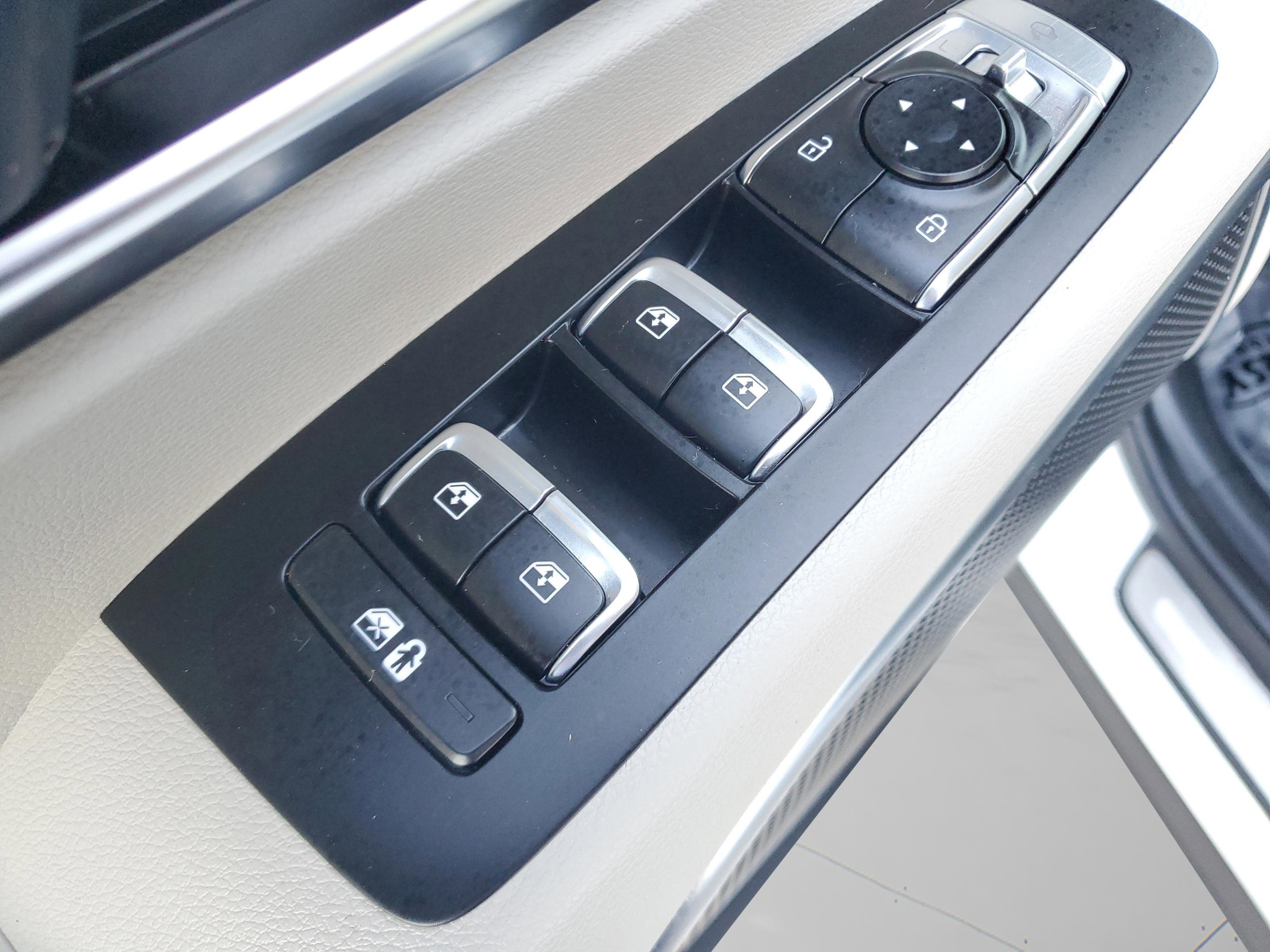 Certified 2024 Kia Telluride SX image 31