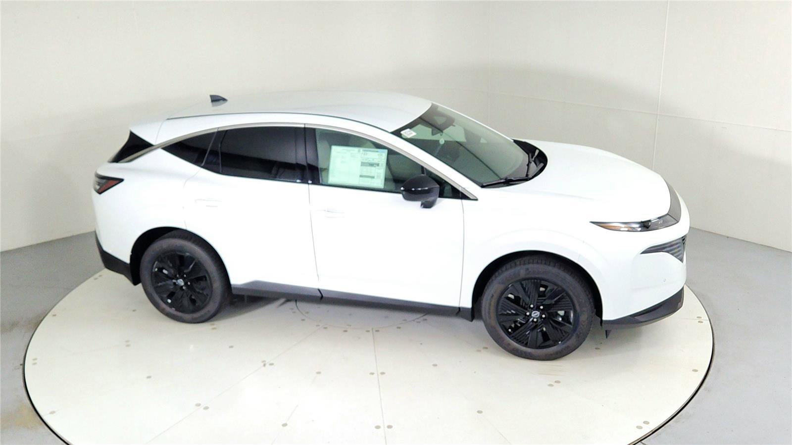 Used 2025 Nissan Murano SV image 43