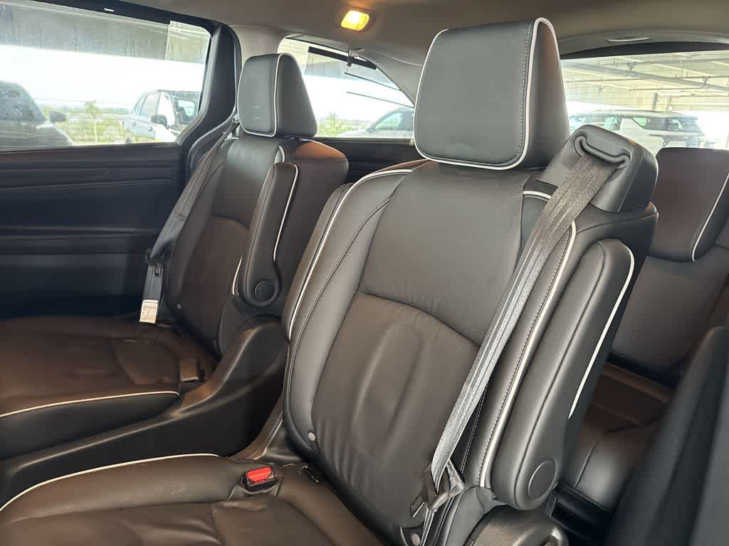 Used 2025 Honda Odyssey Touring image 21