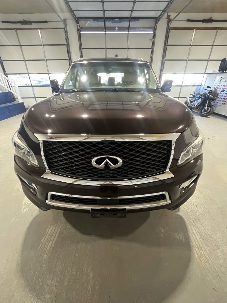 Used 2016 INFINITI QX80 w/ 22" Wheel Package image 3