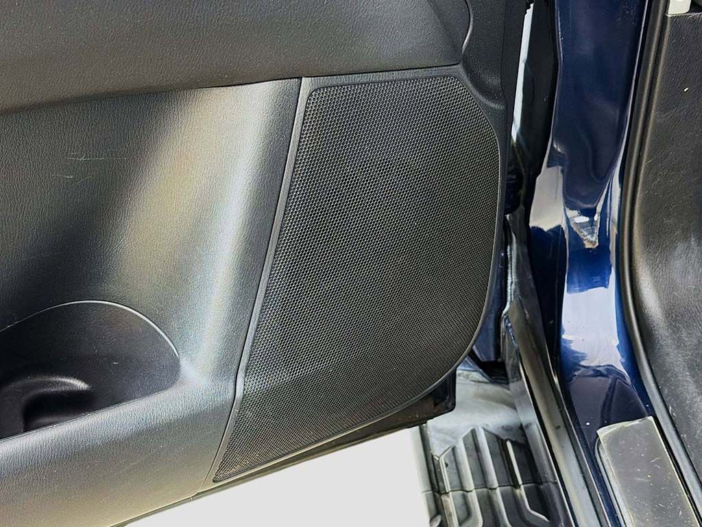 Used 2019 Nissan Armada Platinum w/ Captain's Chairs Package image 47