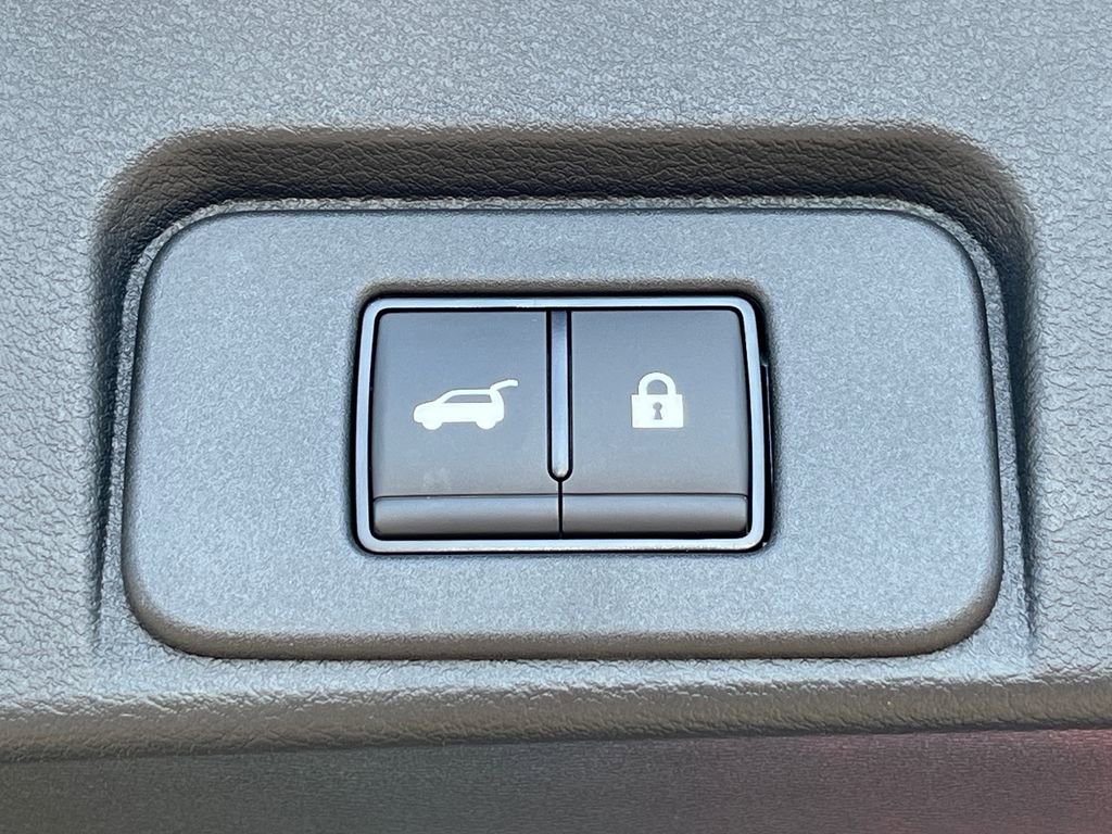 New 2026 Nissan Rogue SV AWD/4WD image 38