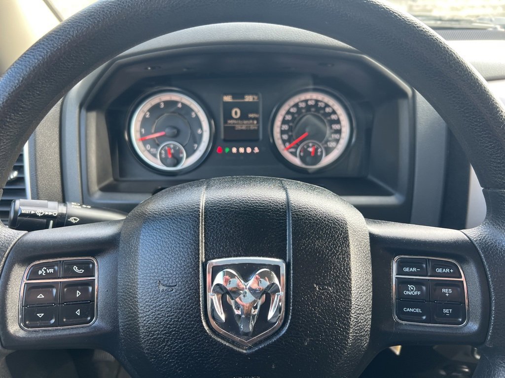 Used 2018 RAM 1500 Classic SLT image 13