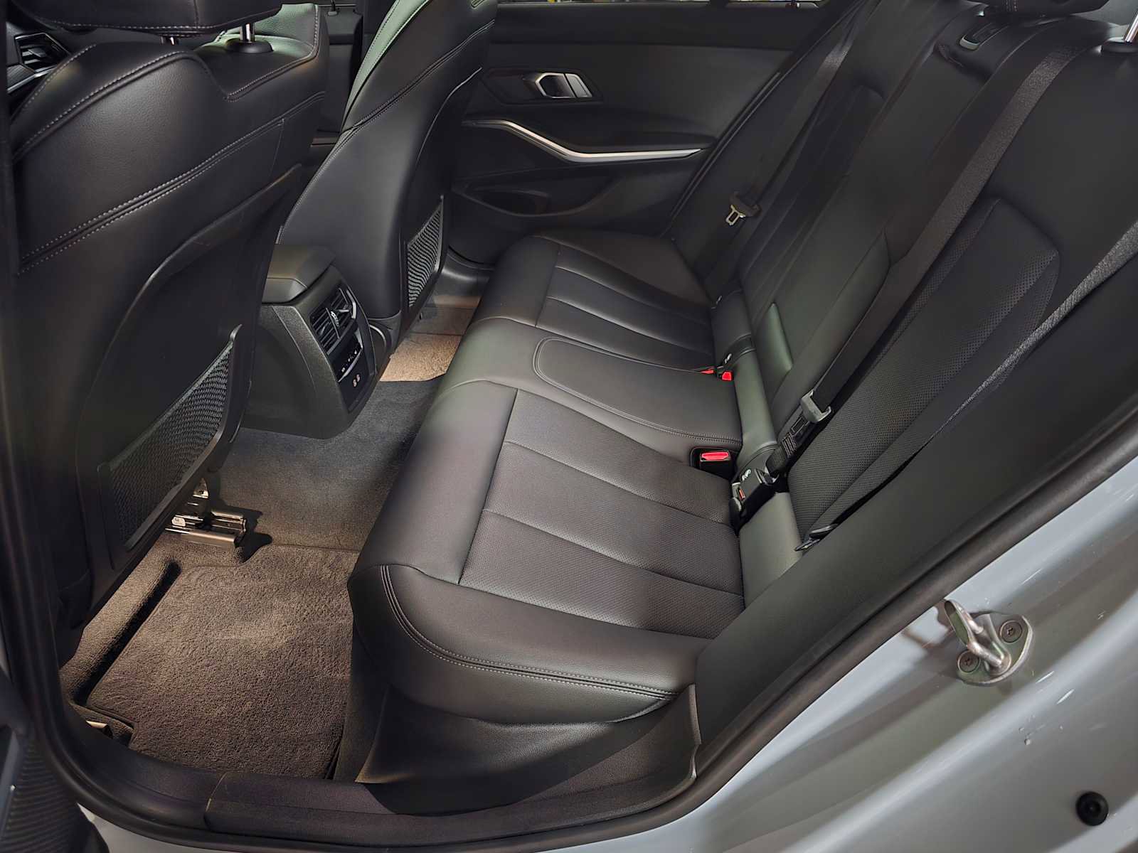 Used 2023 BMW M340i w/ Shadowloine Package image 20