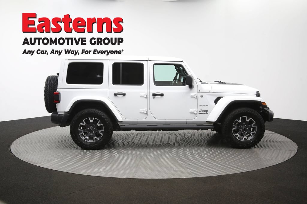 Used 2024 Jeep Wrangler Unlimited Sahara w/ Dual Top Group AWD/4WD image 44
