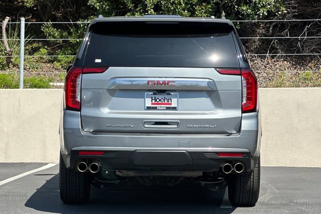 Used 2024 GMC Yukon XL Denali w/ Advanced Technology Package image 4