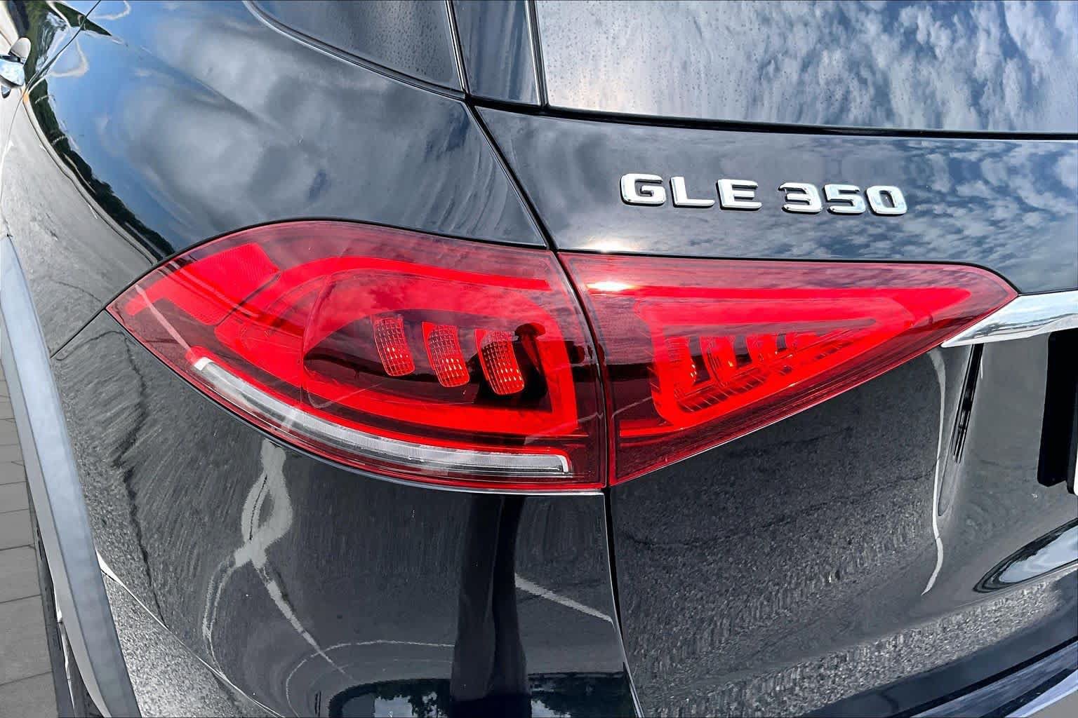 Used 2020 Mercedes-Benz GLE 350 4MATIC image 29