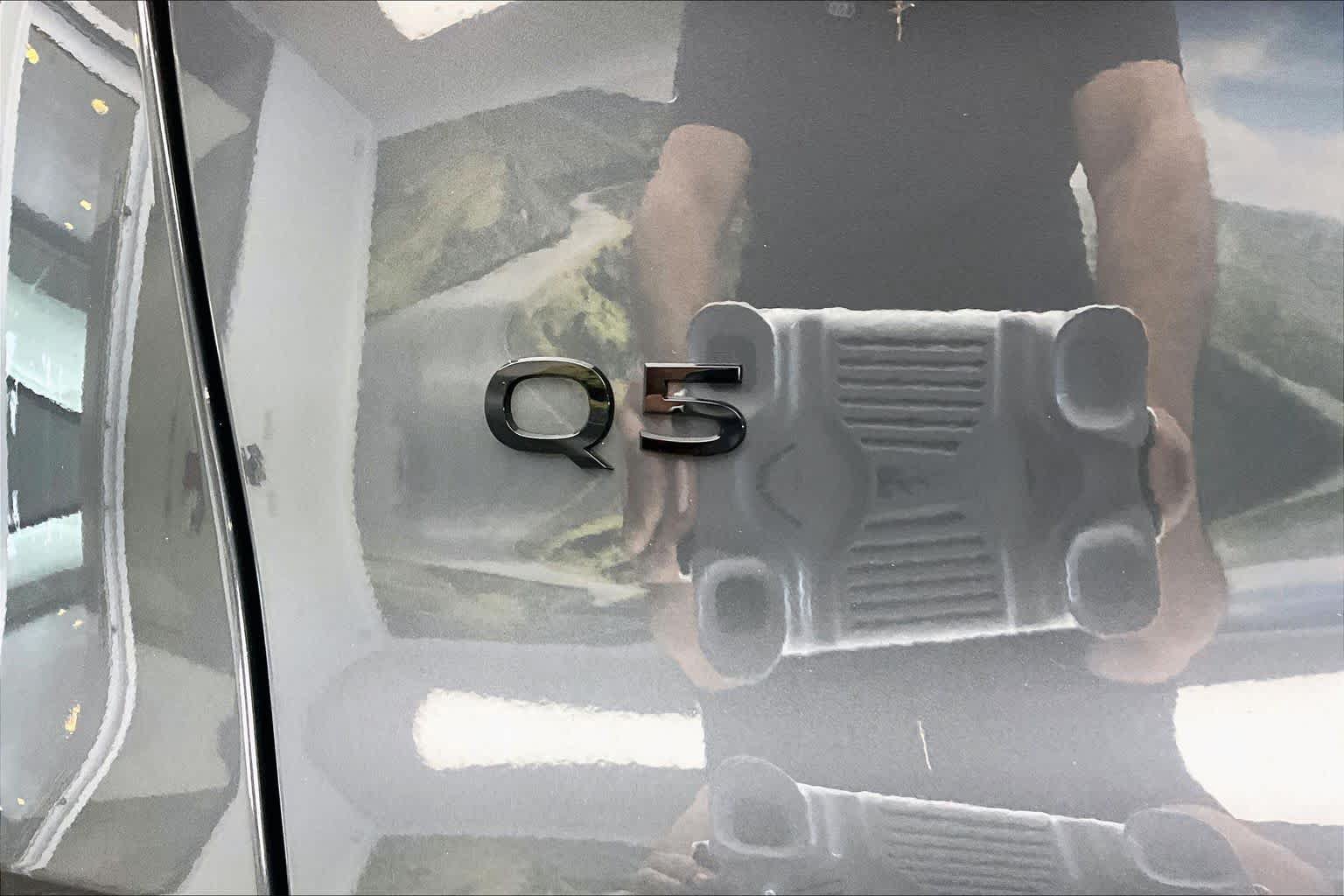Certified 2025 Audi Q5 Premium w/ Convenience Package AWD/4WD image 33