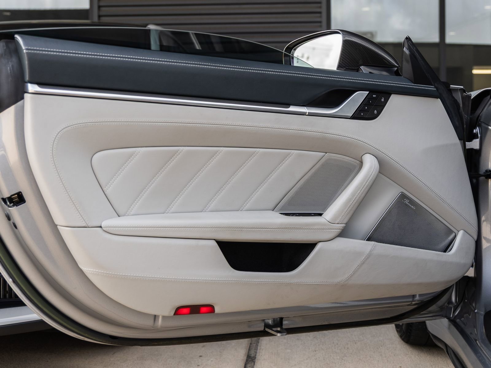 Used 2022 Porsche 911 Turbo S image 28