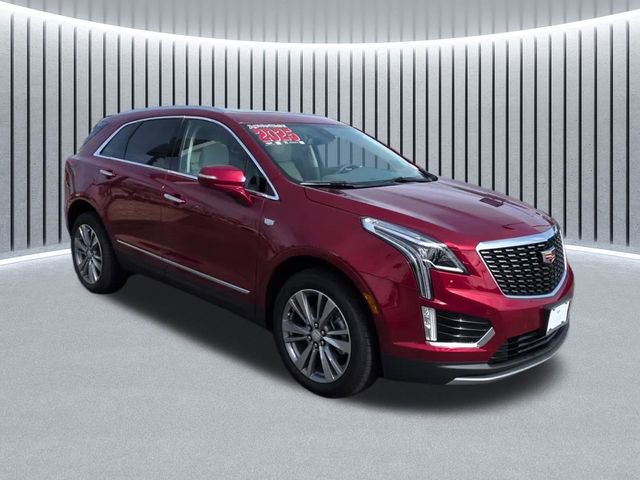 Used 2025 Cadillac XT5 Premium Luxury w/ LPO, Floor Liner Package image 1