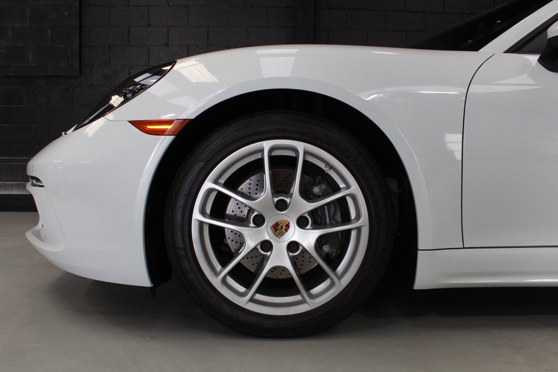 Used 2021 Porsche 718 Boxster w/ Premium Package RWD image 5