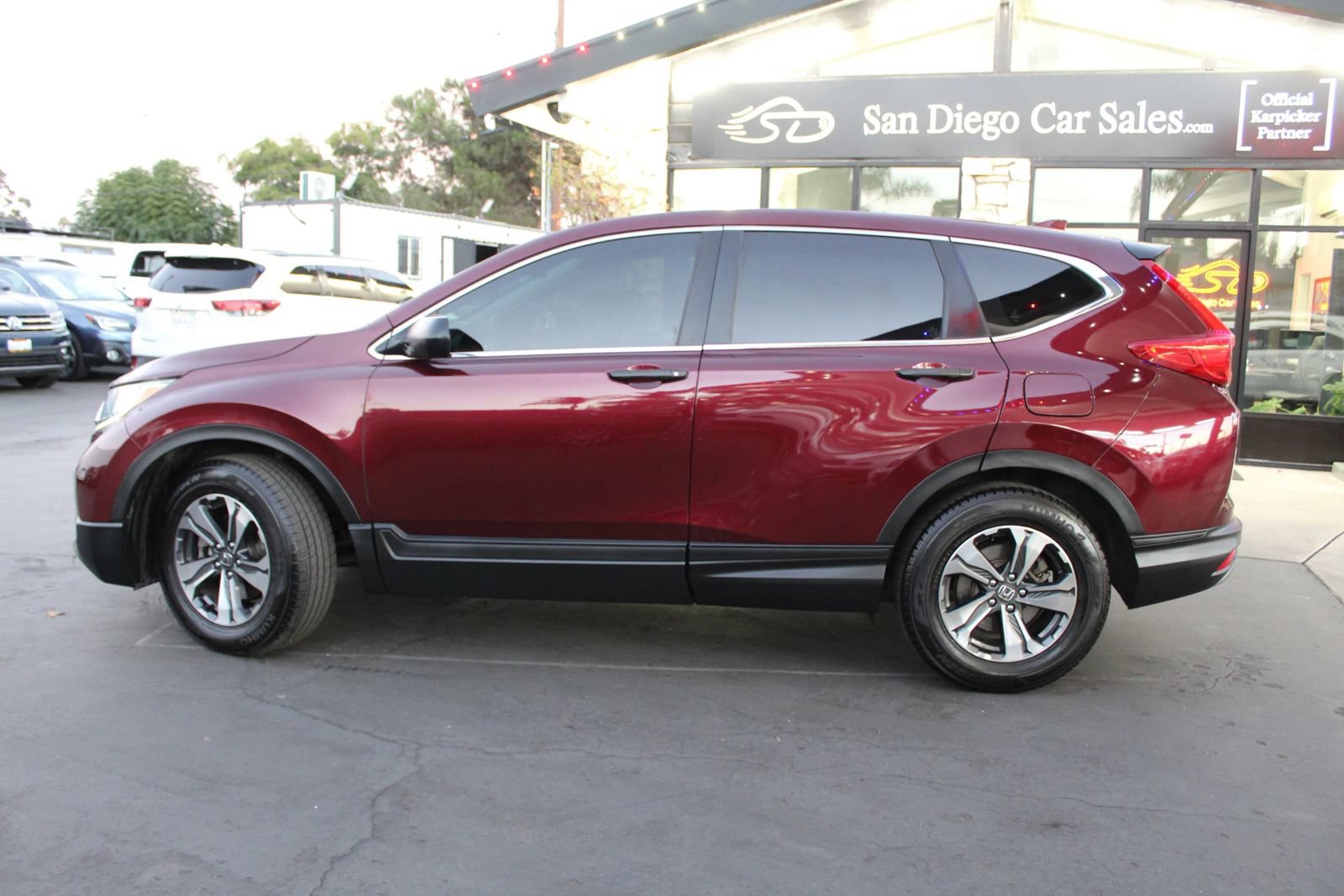 Used 2019 Honda CR-V LX image 2