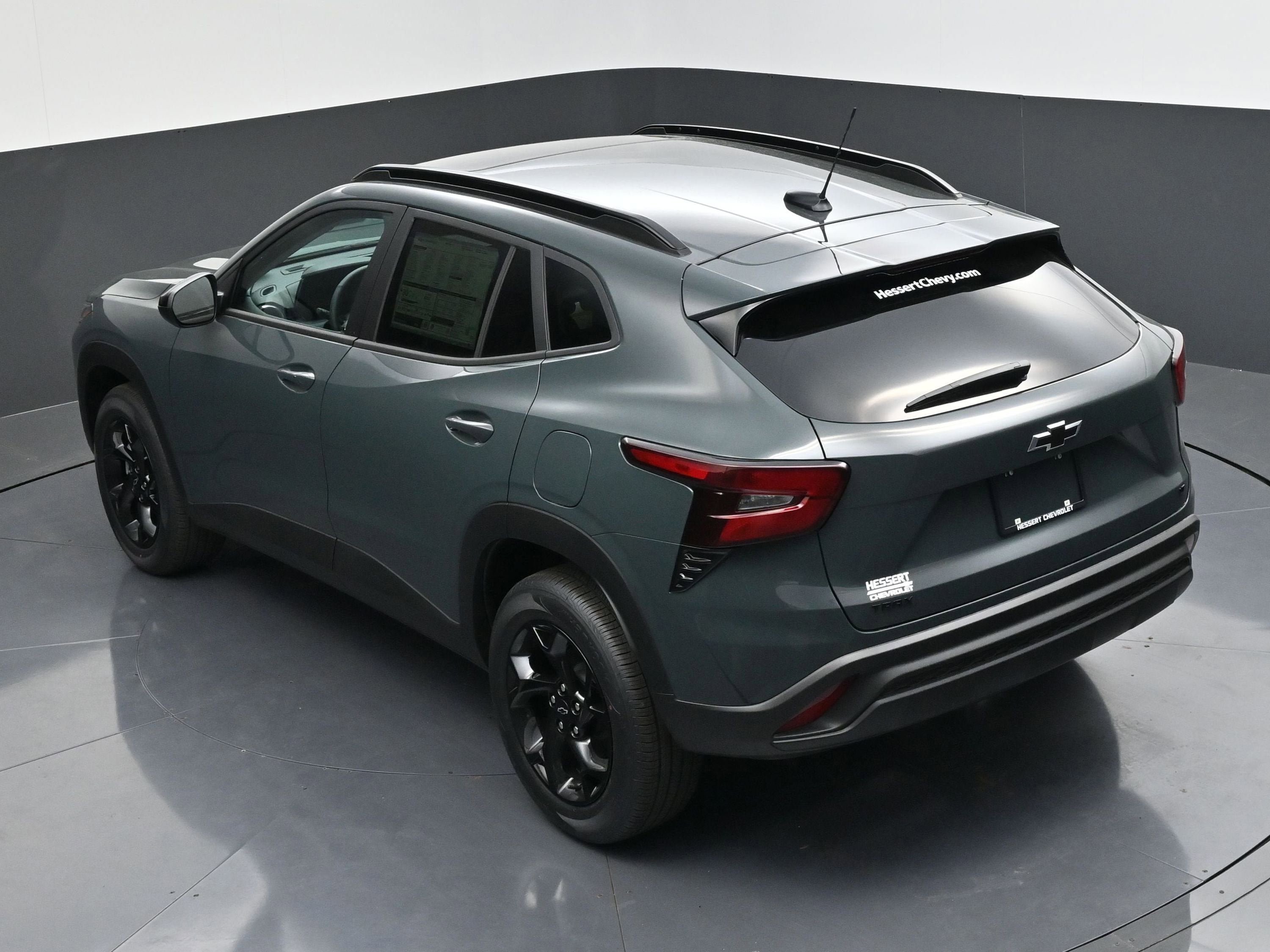 New 2026 Chevrolet Trax LT w/ Sunroof Package FWD image 44