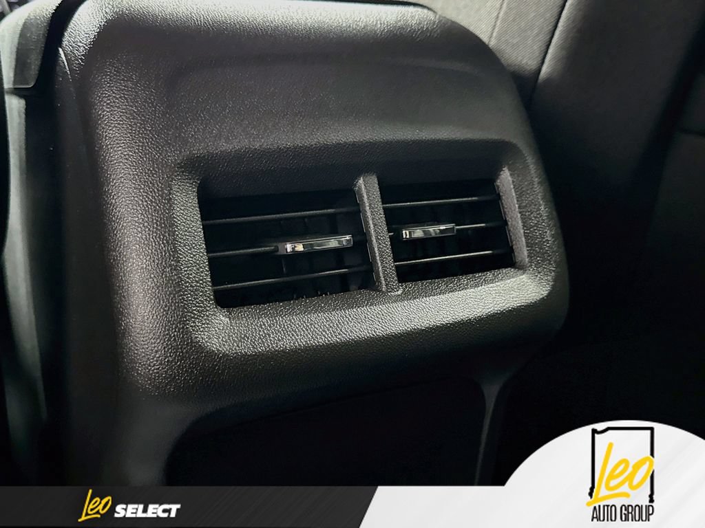 Used 2024 Chevrolet Equinox LT w/ LPO, Floor Liner Package FWD image 27
