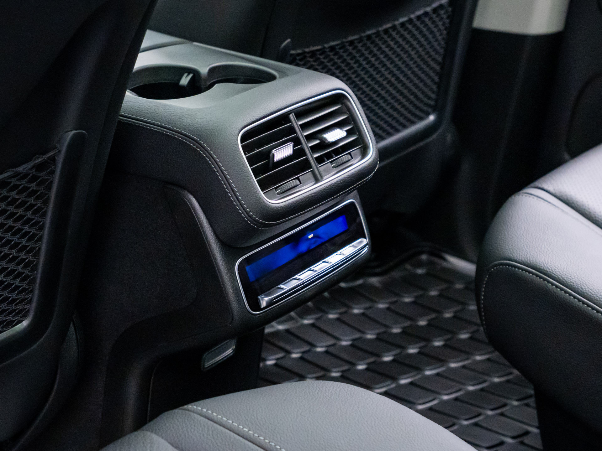 New 2026 Mercedes-Benz GLS 450 4MATIC image 21