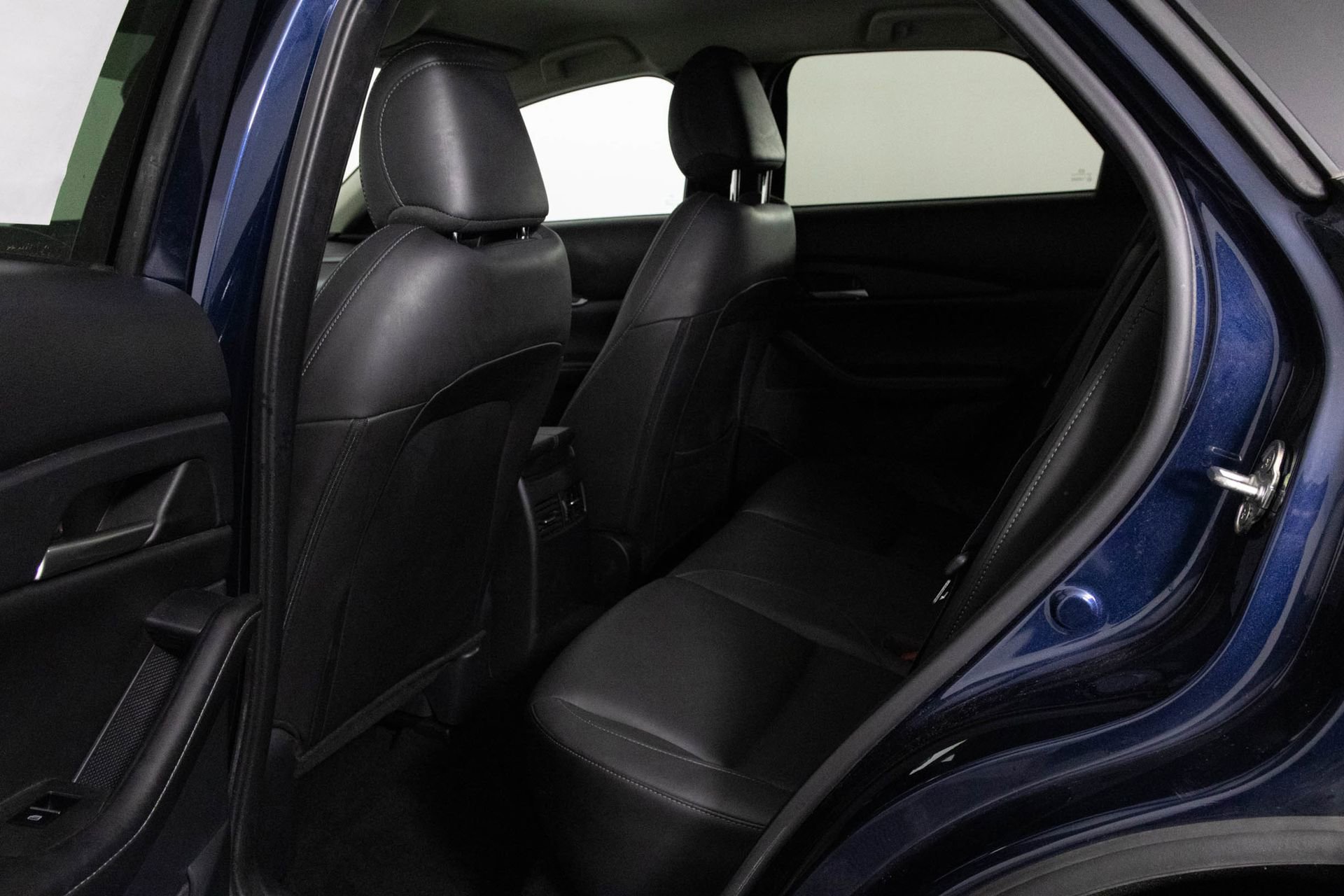 Used 2023 MAZDA CX-30 AWD 2.5 S w/ Select Package image 33