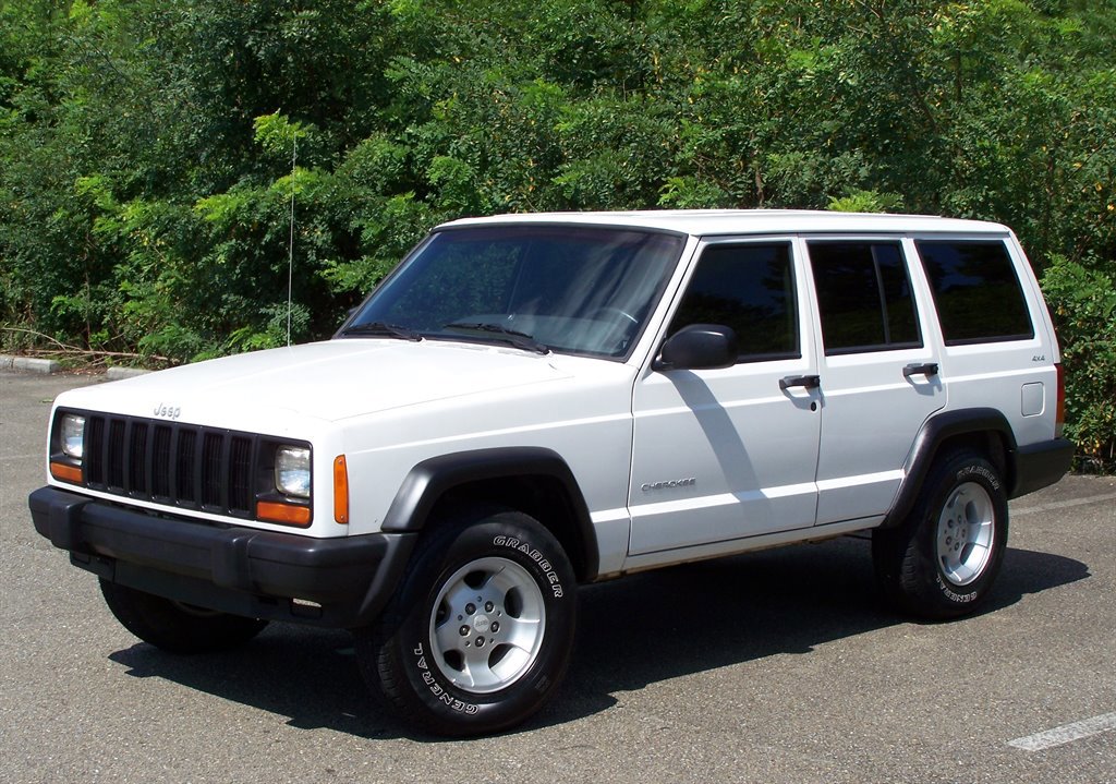 Used 1999 Jeep Cherokee SE image 1