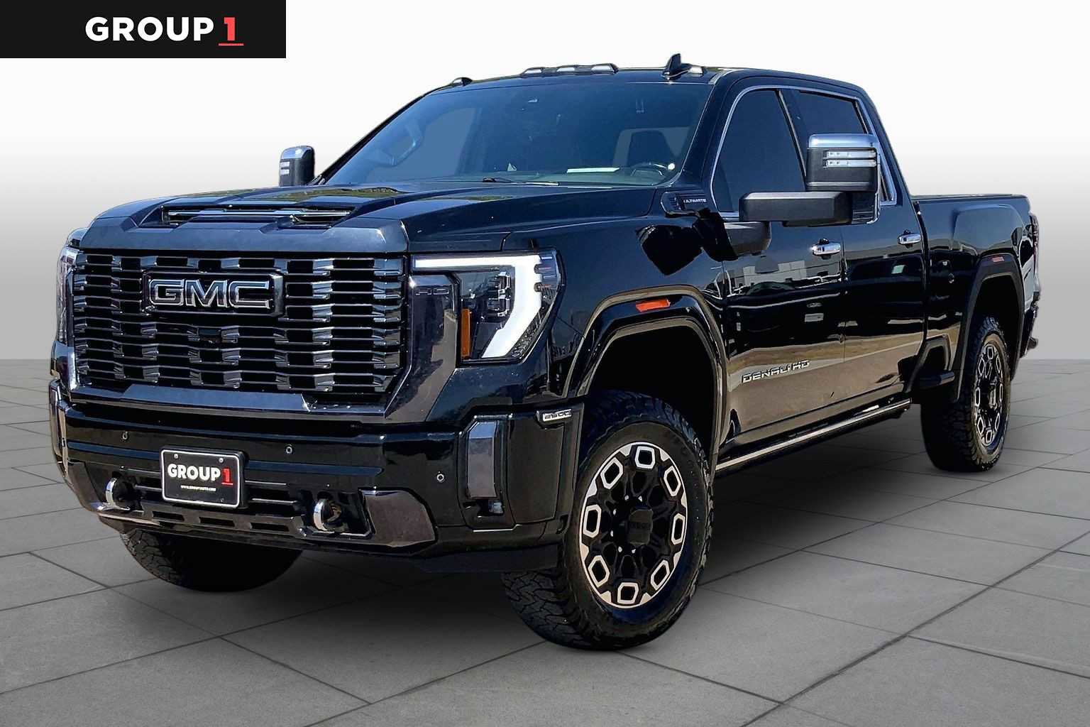 Used 2024 GMC Sierra 2500 Denali Ultimate AWD/4WD image 1