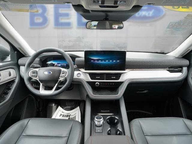Certified 2025 Ford Explorer Active w/ Active Comfort Package AWD/4WD image 16