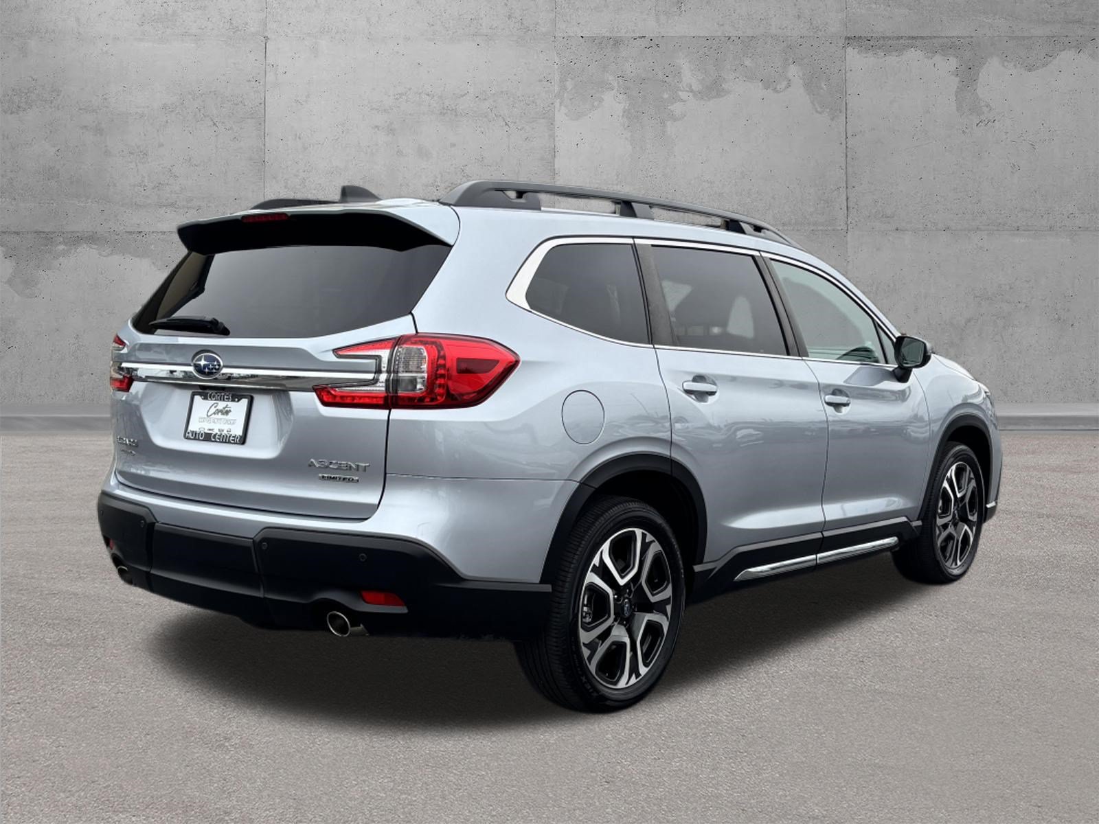 Used 2023 Subaru Ascent Limited AWD/4WD image 7