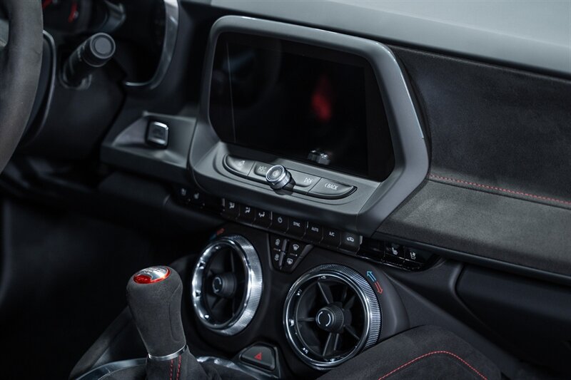 Used 2018 Chevrolet Camaro ZL1 RWD image 57