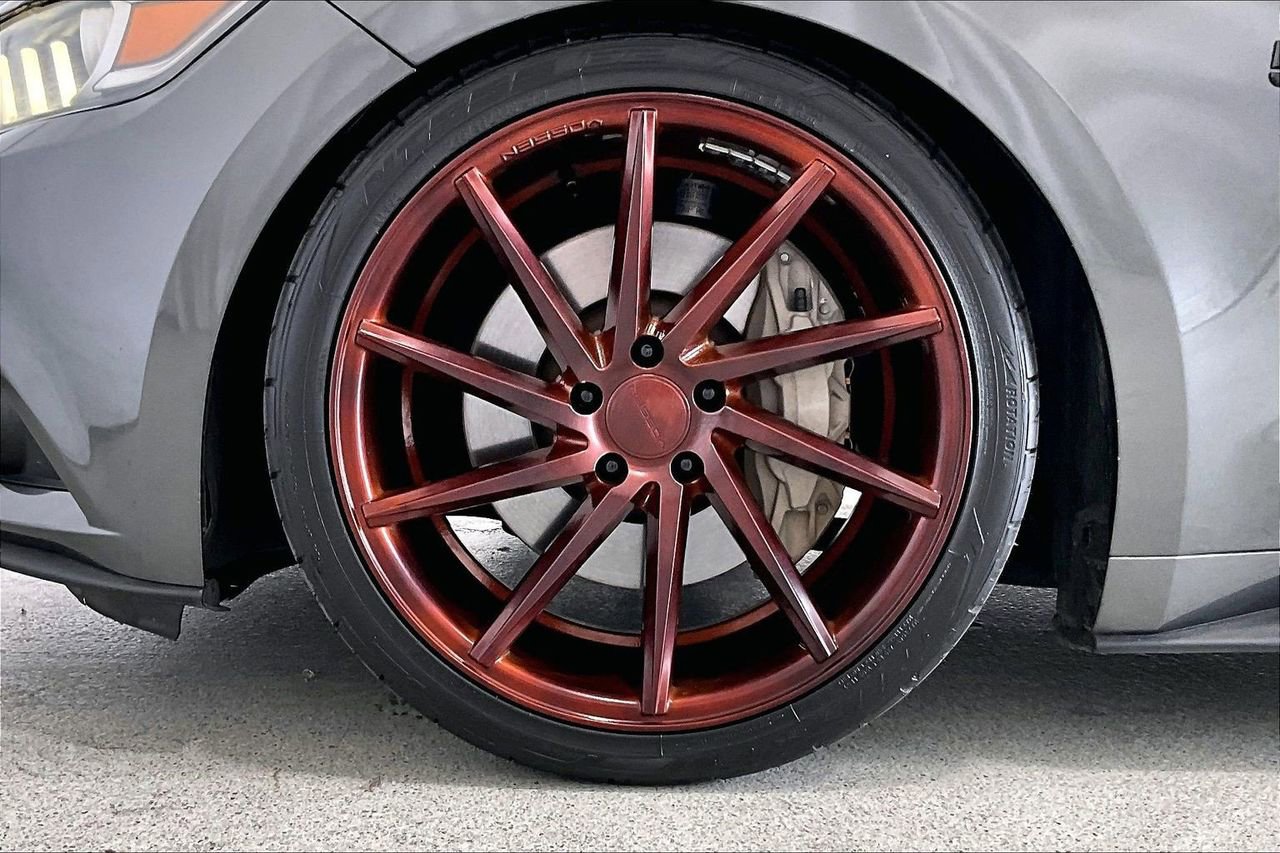 Used 2016 Ford Mustang GT Premium w/ Equipment Group 401A image 8