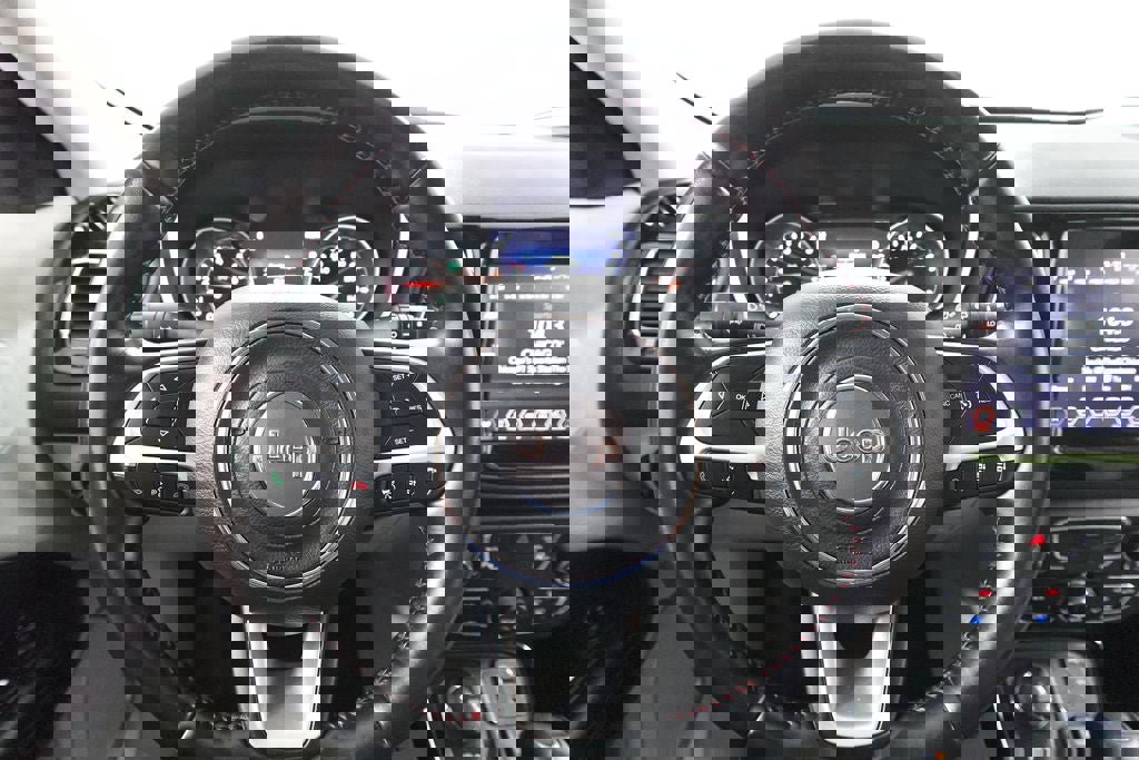 Used 2021 Jeep Compass Limited image 14