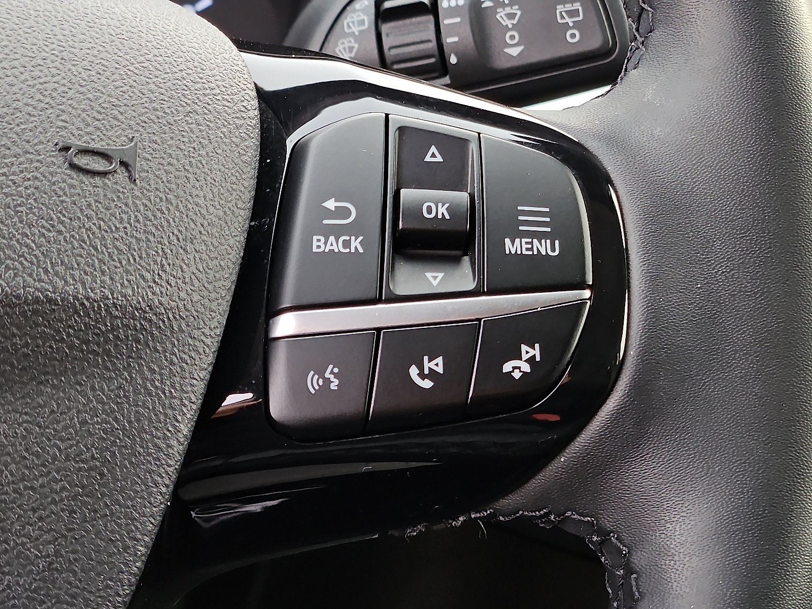 Used 2022 Ford Escape SE w/ Convenience Package image 20