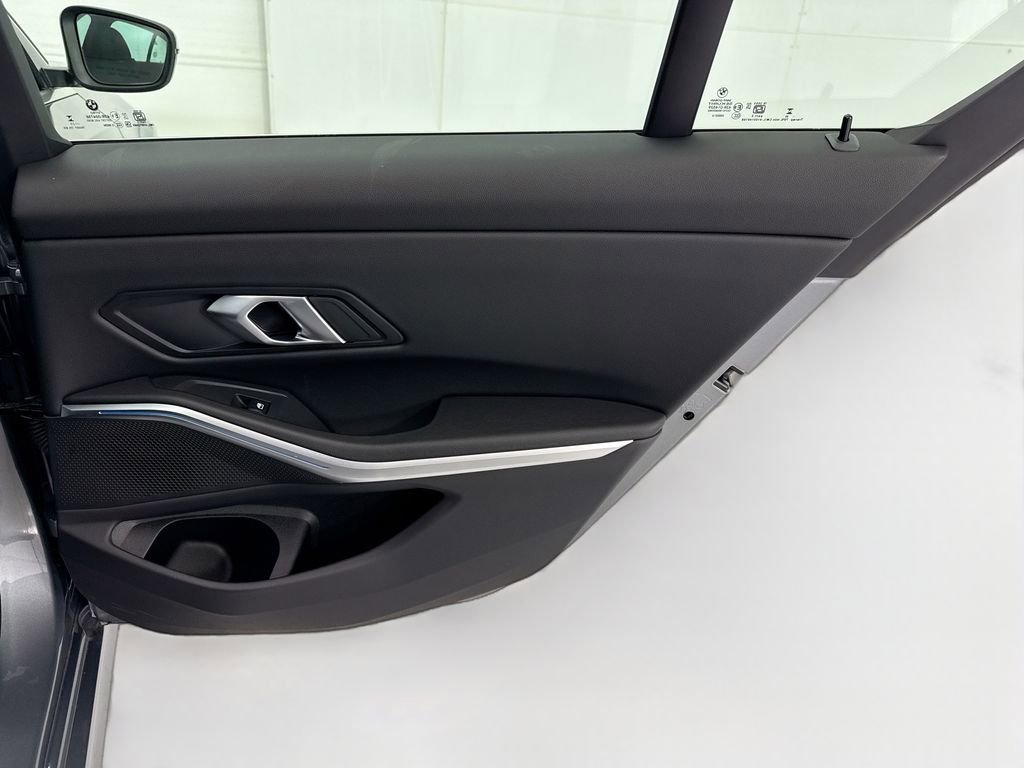 Certified 2025 BMW 330i Sedan w/ Convenience Package RWD image 26