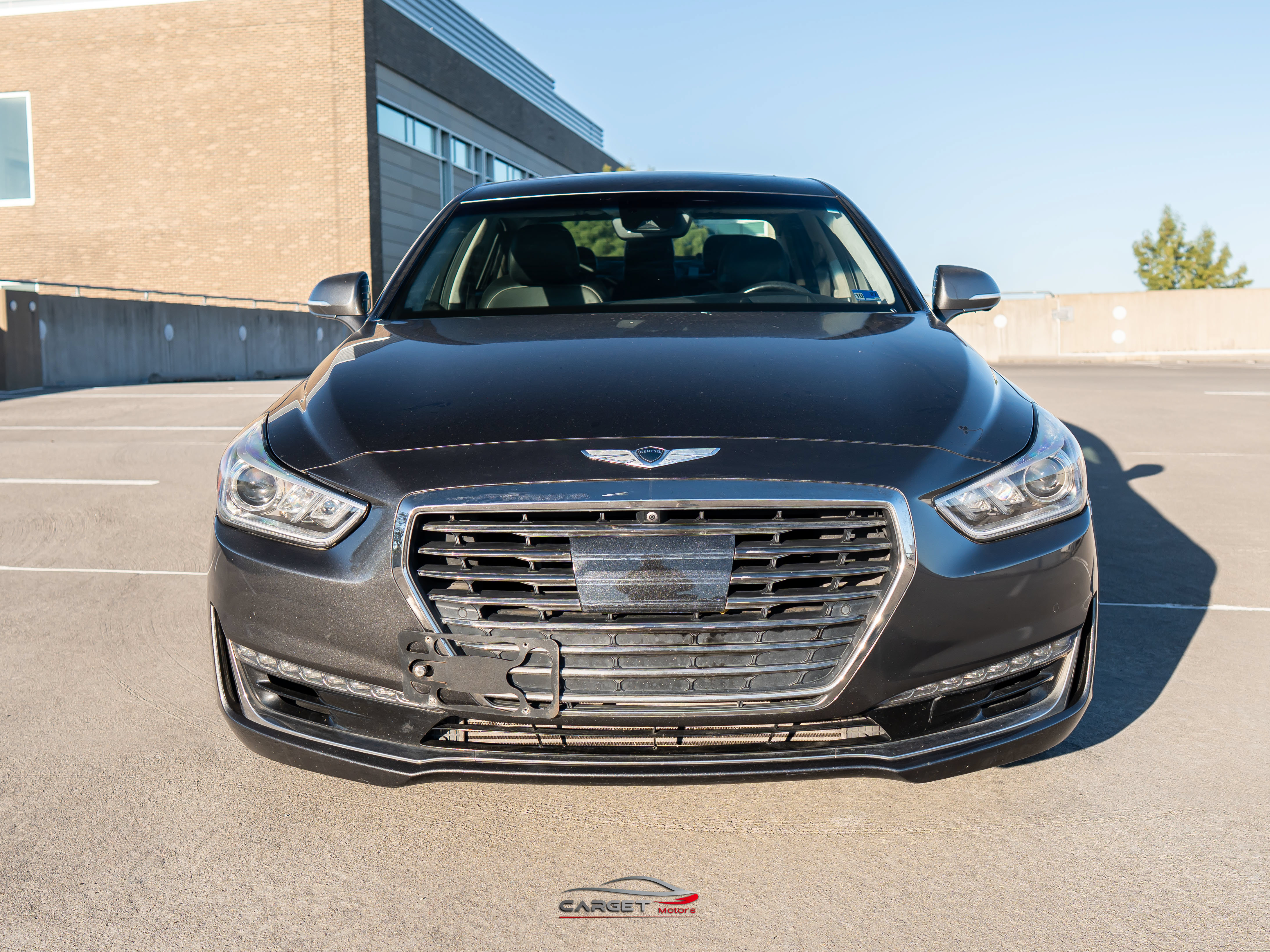 Used 2018 Genesis G90 3.3T Premium AWD/4WD image 2