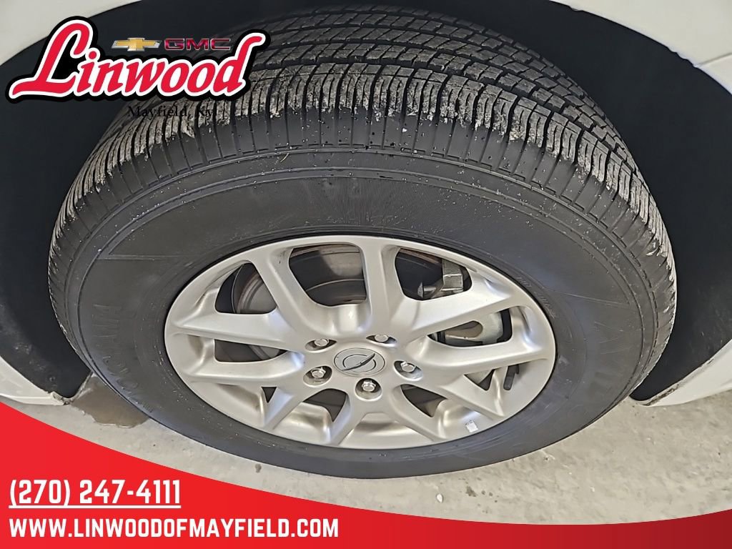 Used 2024 Chrysler Pacifica Touring-L FWD image 9