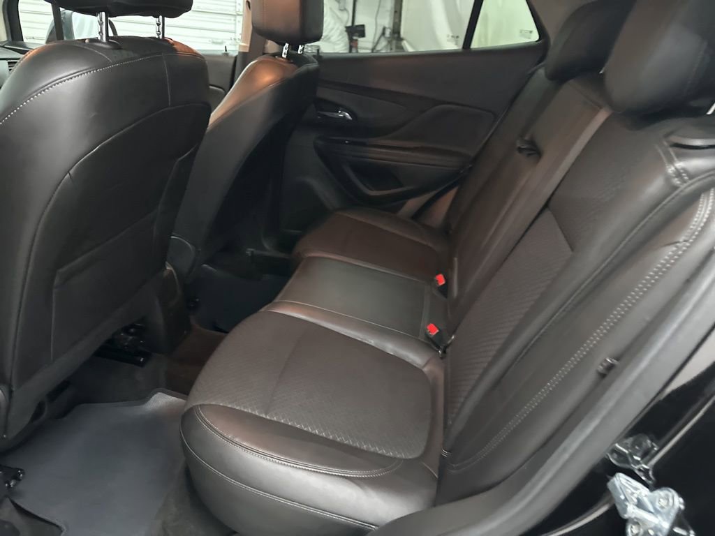 Used 2022 Buick Encore Preferred image 22