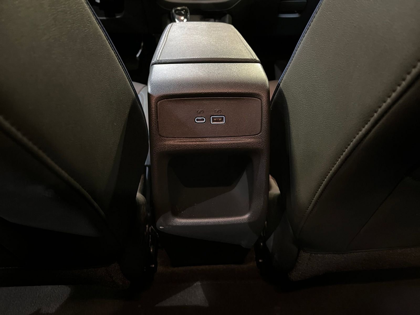 Used 2025 Buick Envista Sport Touring image 23