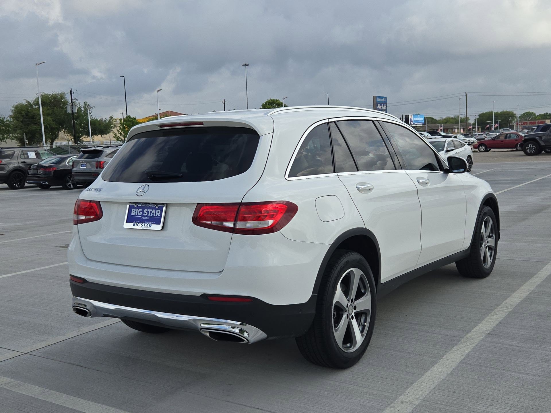 Used 2016 Mercedes-Benz GLC 300 image 3