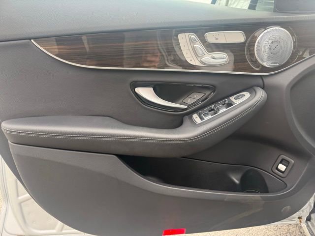 Used 2021 Mercedes-Benz C 300 4MATIC Sedan image 10