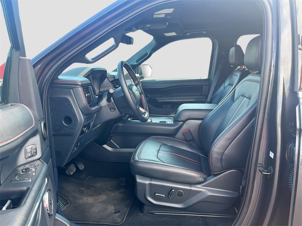 Used 2024 Ford Expedition Limited image 22