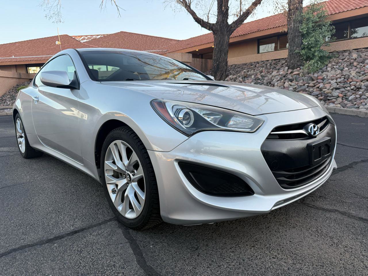 Used 2013 Hyundai Genesis 2.0T RWD image 1