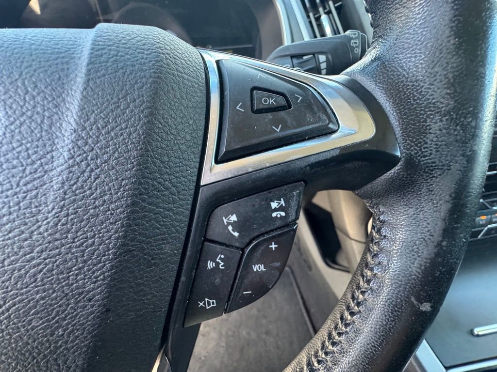 Used 2020 Ford Edge SEL AWD/4WD image 24